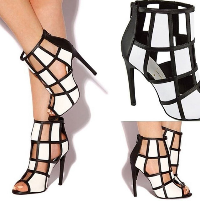 Black white Geometric Cutout Bootie Sandals